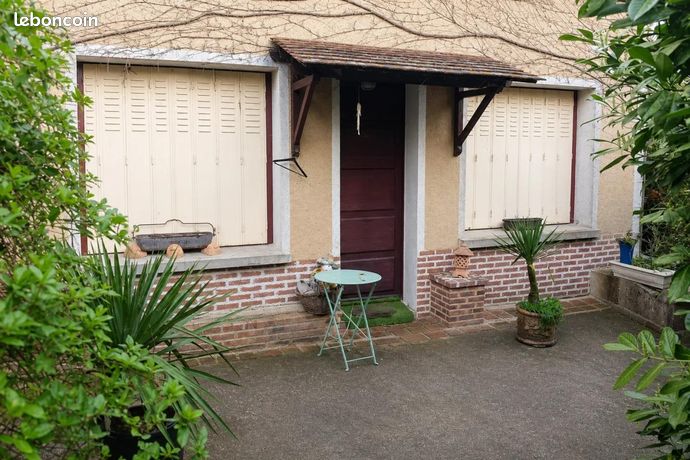 Maison 6 pièces 220 m²