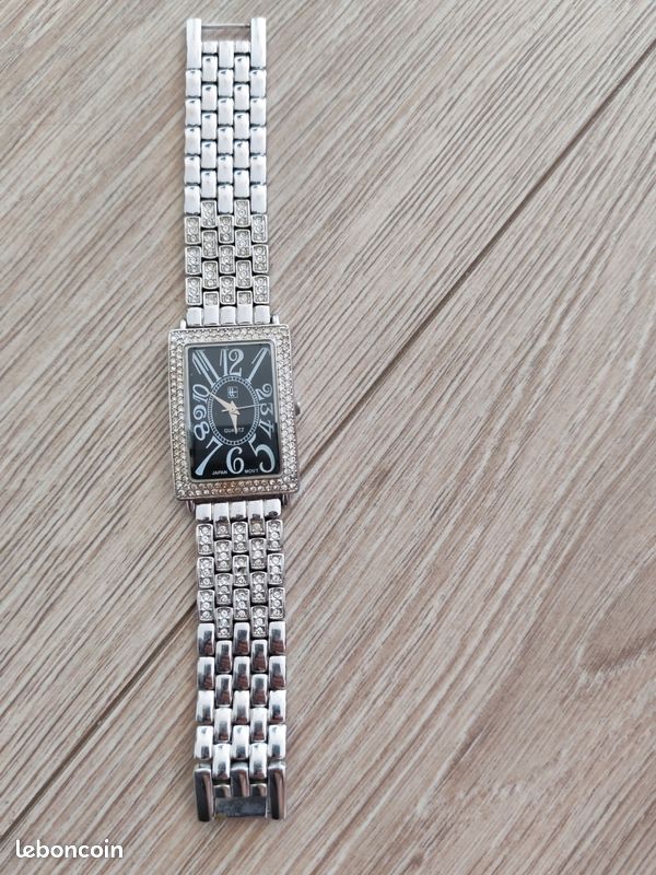 Montre acier femme (image 1)