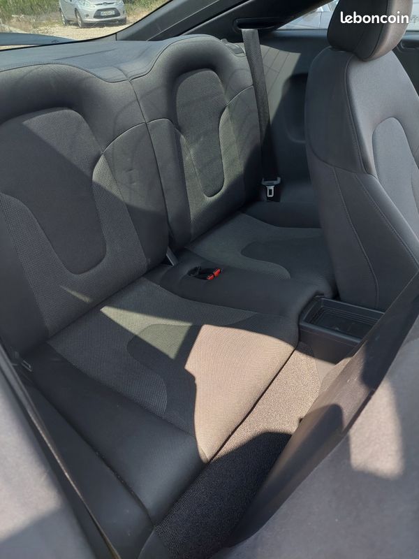 Audi tt(2) coupe 1.8 tfsi 160 s tronic 7 (image 8)