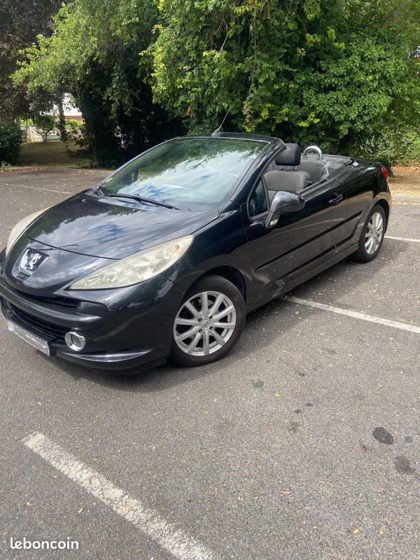 Peugeot 207 CC Cabriolet 1,6 HDI Sport Pack avec changement moteur embrayage distribution contrôle CT Ok (image 1)