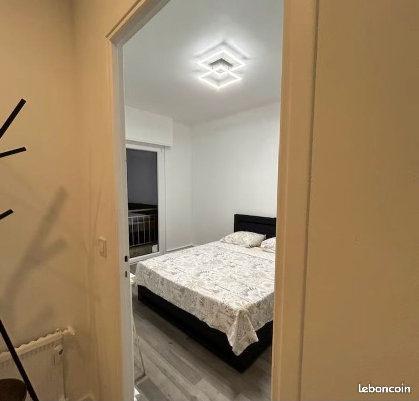 Appartement 2 pièces 35 m² · à Paris · 35 m² · 520 €