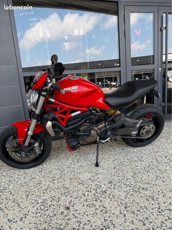 Ducati monster 1200 (image 2)