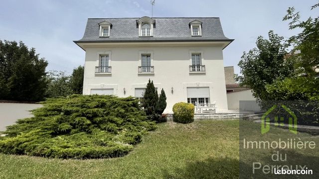 Maison 8 pièces 171 m² · à Le Perreux-sur-Marne · 171 m² · 1 050 000 €