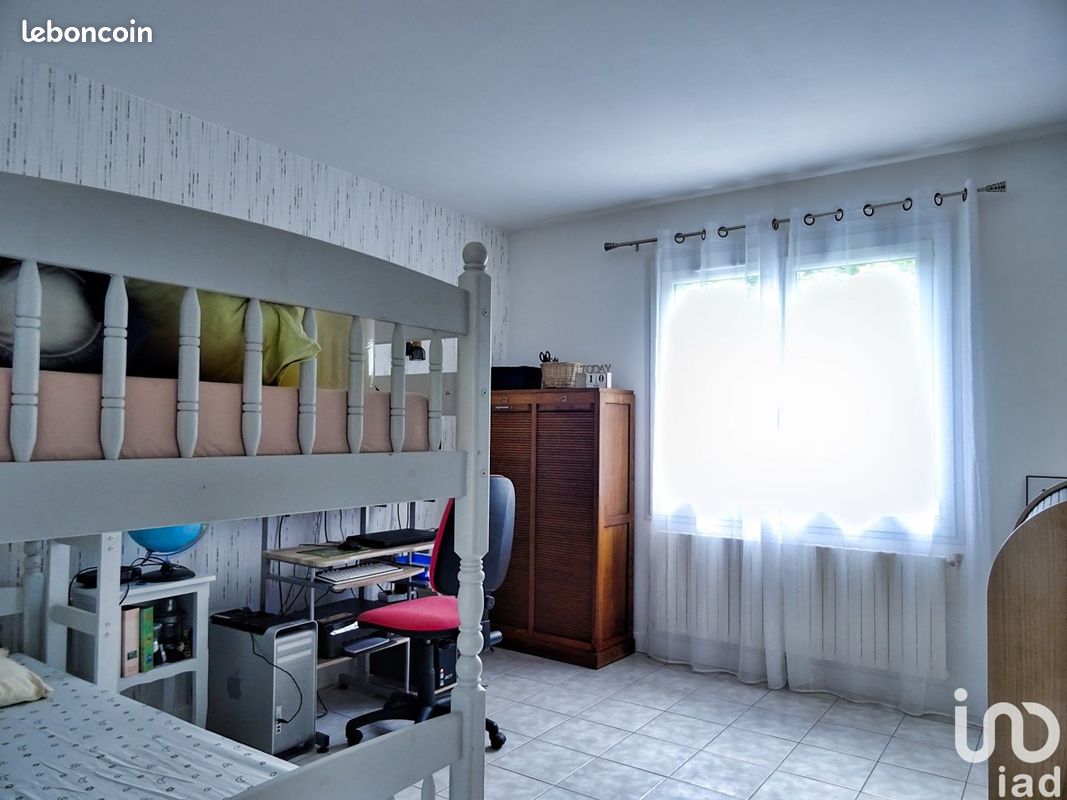 Pavillon 5 pièces 130 m² - Condac 16700 (image principale 4)