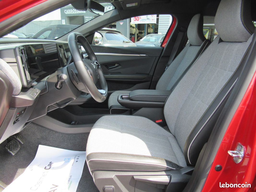 Renault MEGANE E-TECH40 KWh 130CV TECHNO Techno (image 4)
