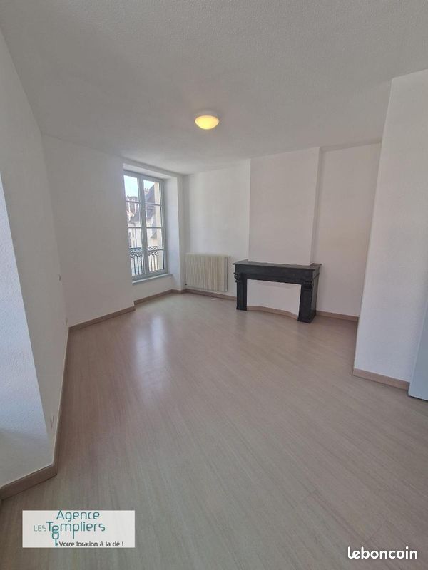 Appartement 3 pièces 74 m² · à Dole · 74 m² · 690 €/mois