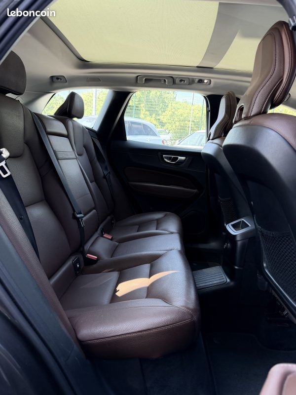 Volvo xc60 ii t8 twin engine 303 + 87ch business executive geartronic 2019 (image 18)