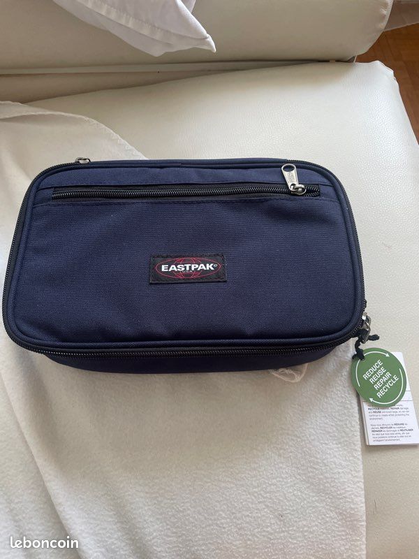 Trousse eastpak bleu grand format Papeterie Fournitures scolaires