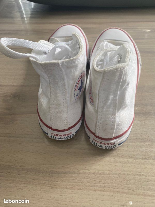 Vends converse blanche enfants (image 2)