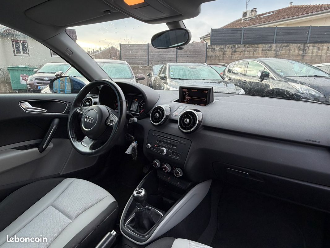 Audi a1 attraction 1.6 tdi 90ch (image 4)