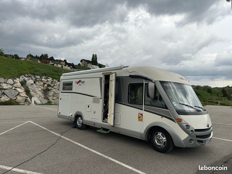 Camping car Carthago Chic C Line 47 poids lourd (image 1)