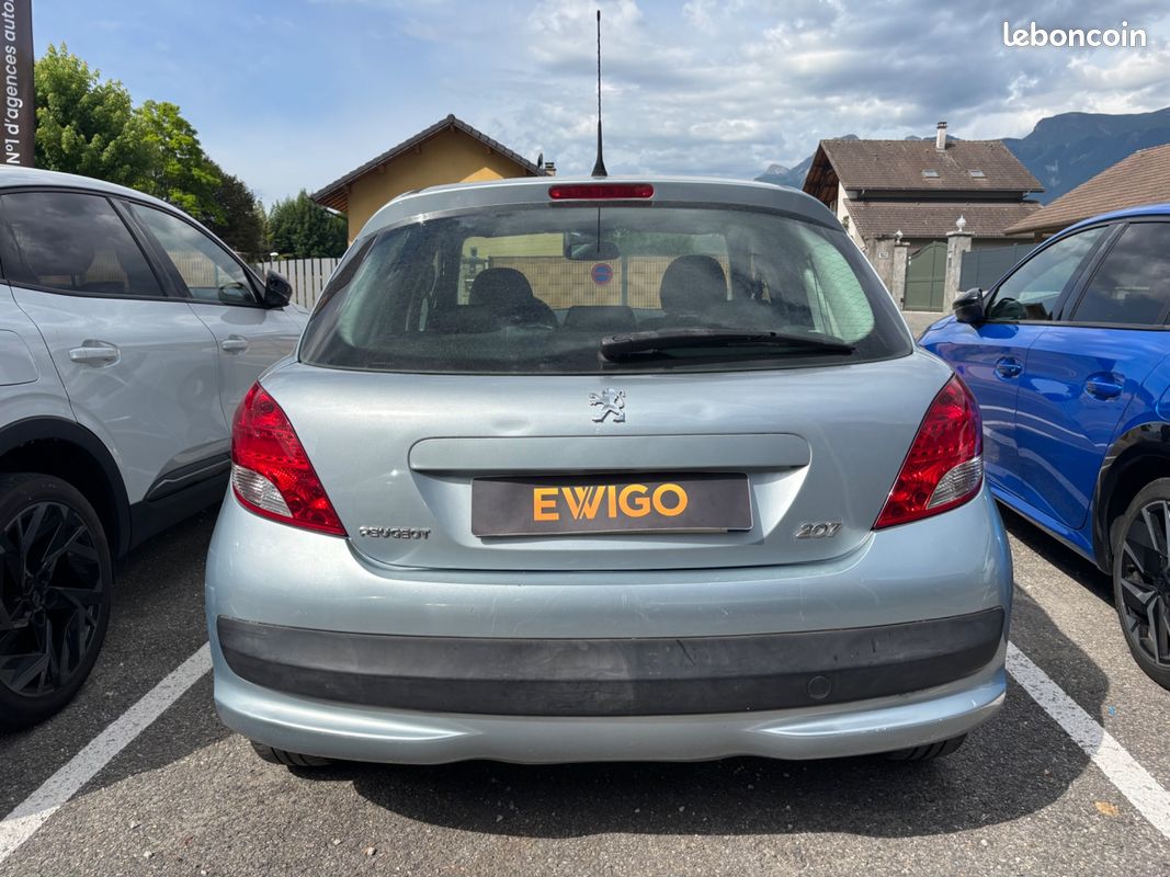 Peugeot 207 1.6 hdi 92ch urban move - distribution faite (image 18)