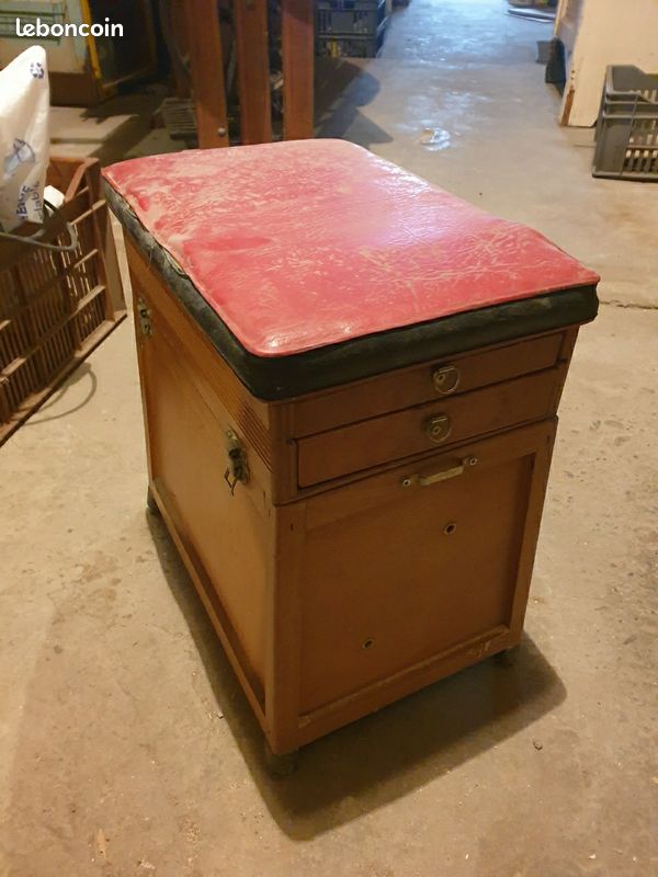 Tabouret coffre (image 1)
