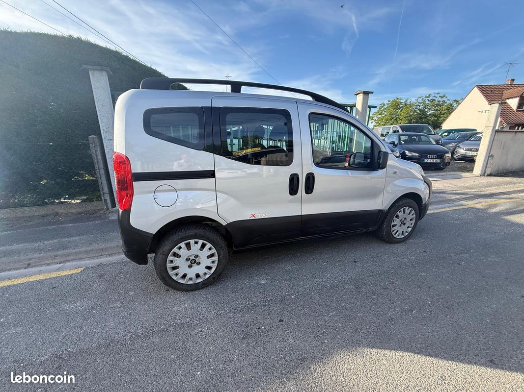 CITROËN Nemo Combispace 1.3 HDi 80 (image 2)