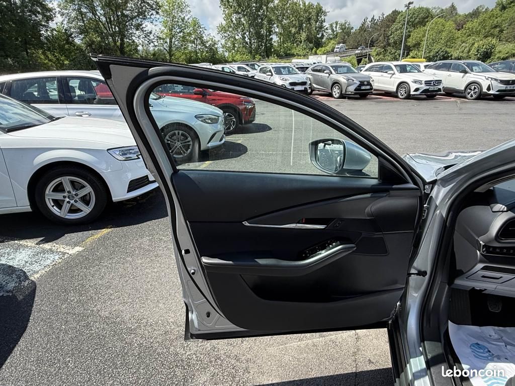 MAZDA CX-3 CX-30 2.0 e-Skyactiv-G M-Hybrid - 122 2021 CX-30 Style GPS + CAMERA AR + CARPLAY (image 28)