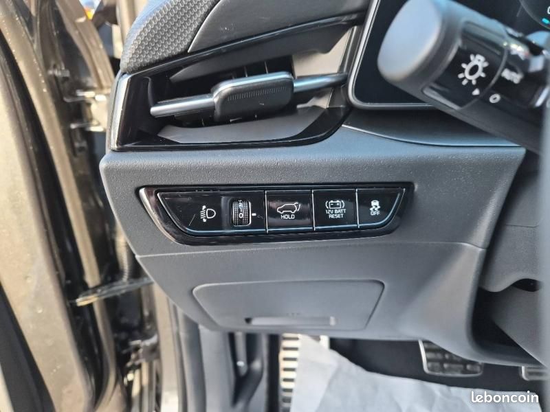 Kia Niro 1.6 GDi 138ch HEV Premium DCT6 (image 17)