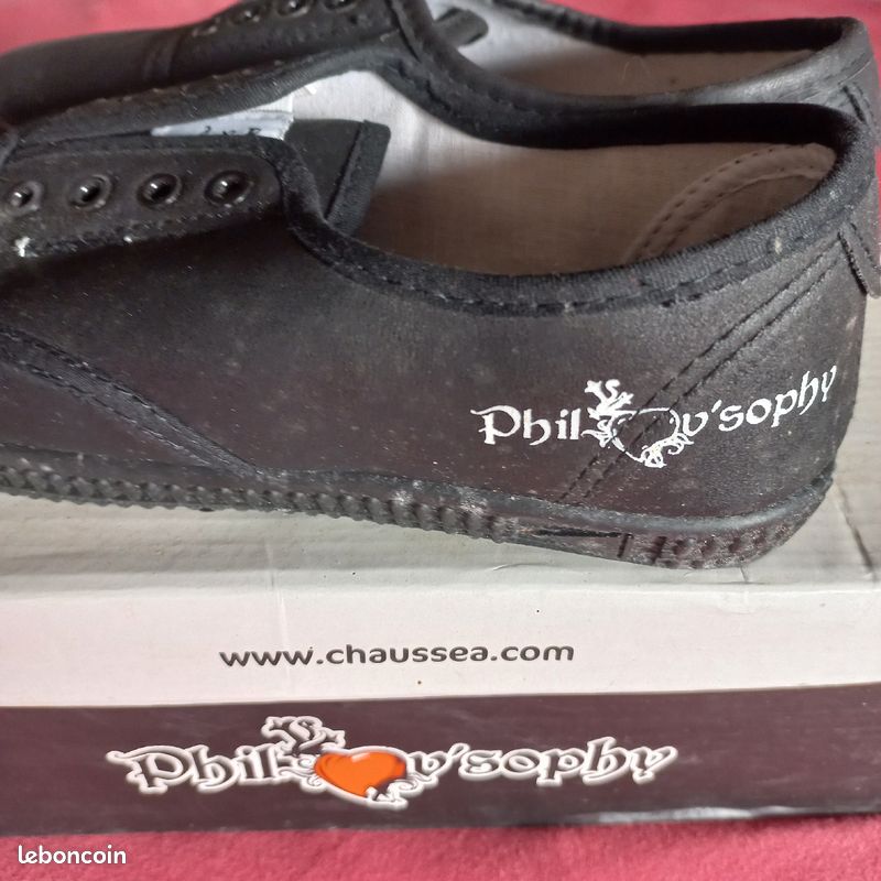 Chaussures neuves femme (image 4)