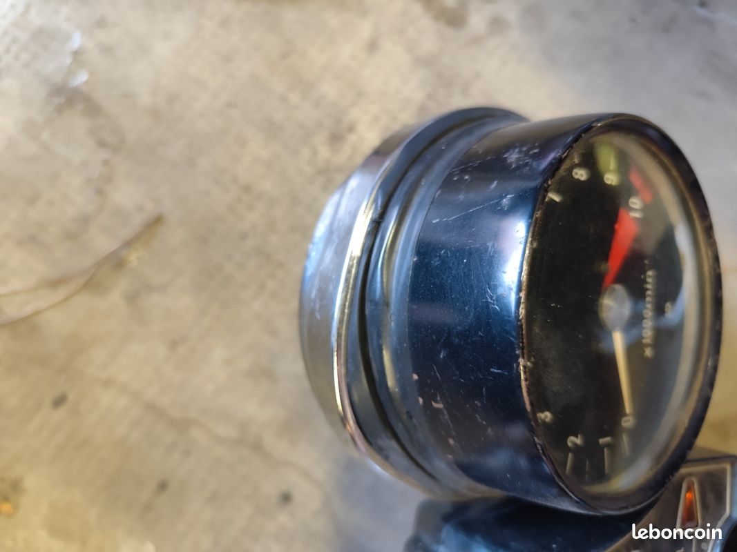 Compteur Honda CB650C (1980-81) - Pièce D'origine Occasion - 37246-426-000