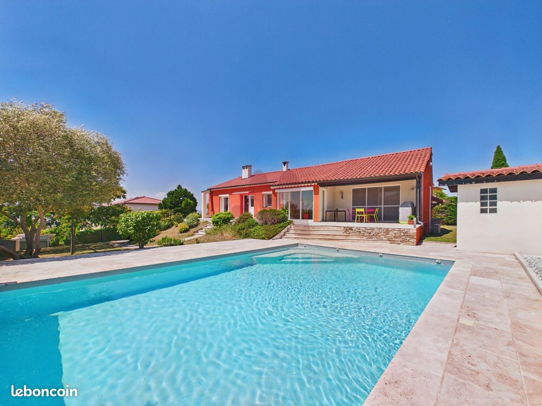 Maison 6 pièces 160 m² · à Lentilly · 160 m² · 644 000 €
