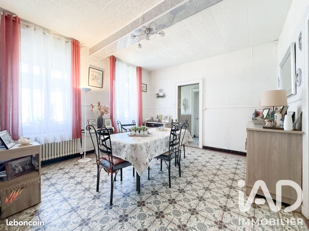 Maison 5 pièces 120 m² · à Wassigny · 120 m² · 99 900 €