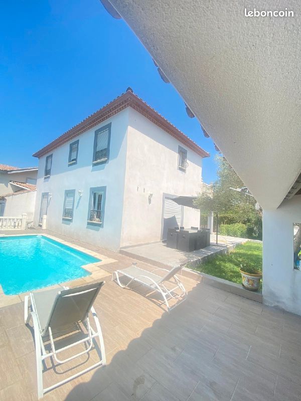 Maison 5 pièces 150 m² · à Aimargues · 150 m² · 400 000 €