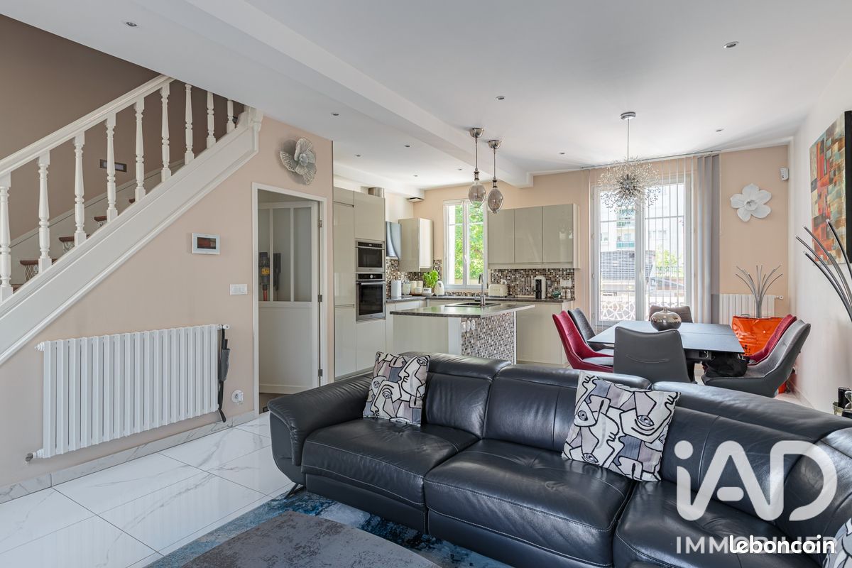Maison 5 pièces 102 m² · à Bondy · 102 m² · 399 000 €