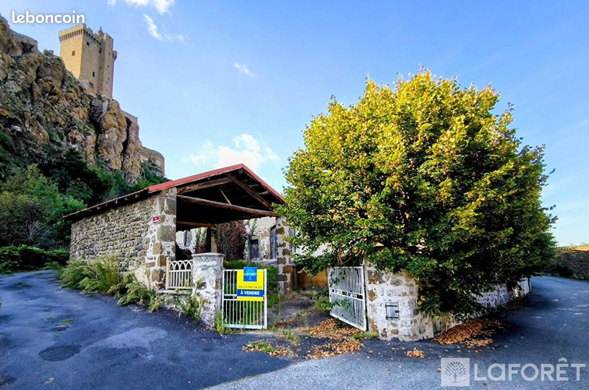 Maison 5 pièces 100 m² · à Polignac · 100 m² · 109 000 €