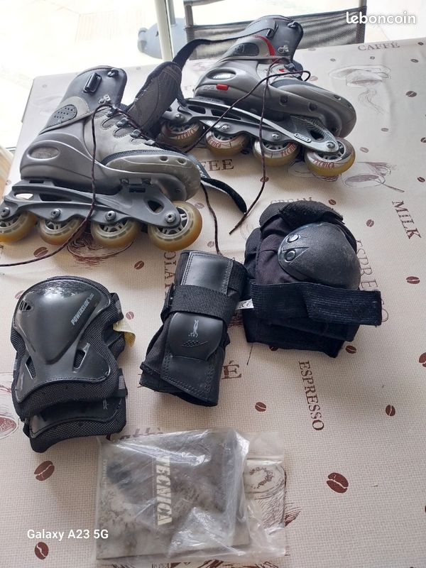 Rollers pour homme, Pointure 41,5 (image 1)