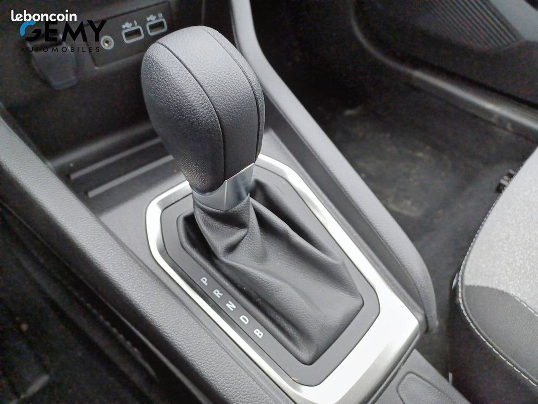 RENAULT Clio E-Tech full hybrid 145 ch GSR2 Evolution (image 17)