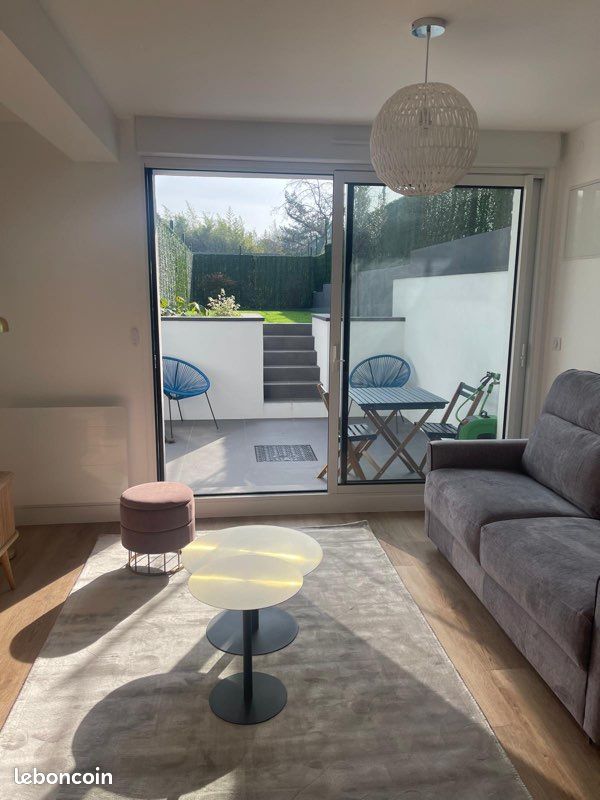 Appartement 1 pièce 29 m² · à Antony · 29 m² · 995 €/mois