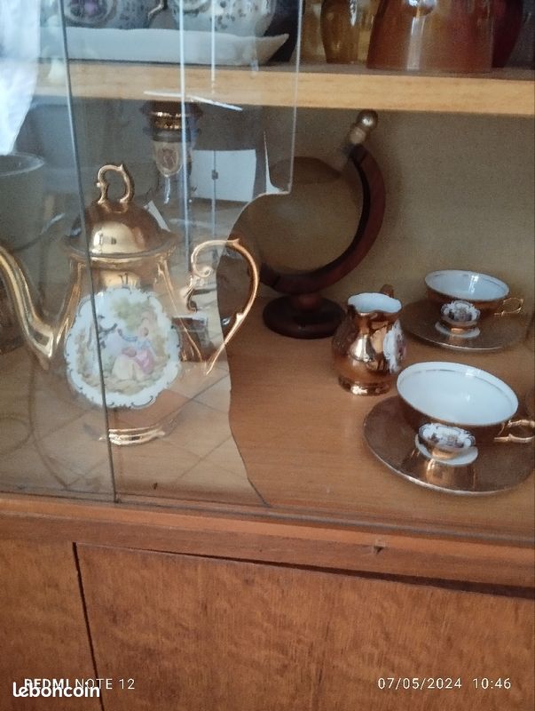 Vitrine (image 2)