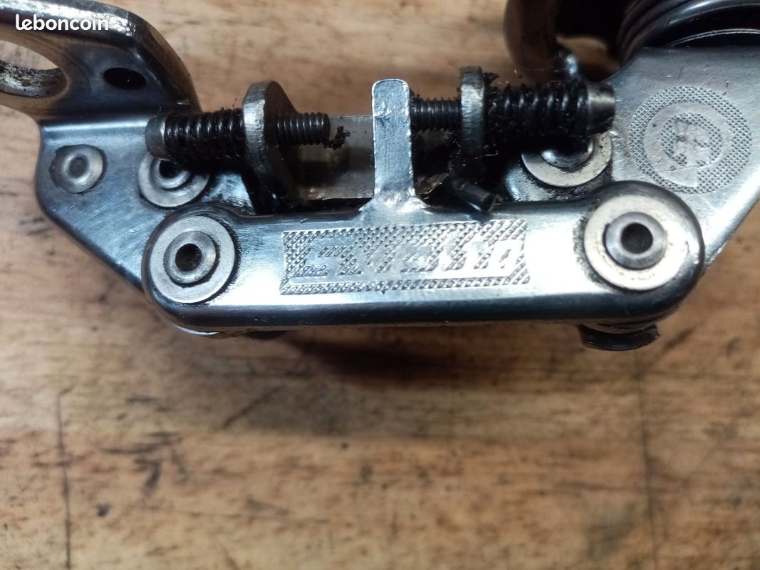GROUPE TRANSMISSION HURET Vintage - Dérailleur AR + AV + Manettes - Vélo Françai EUR 14,99 - FR
