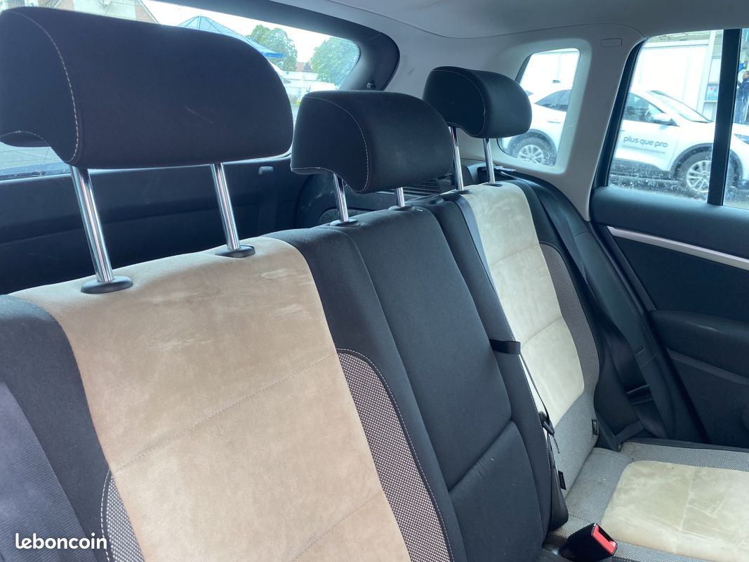 VOLKSWAGEN Tiguan (2) 2.0 TDI 170 BLUEMOTION TECHNOLOGY SPORTLINE 4MOTION (image 18)