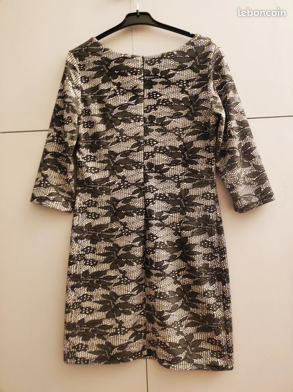 Robe confortable motif dentelle (image 2)