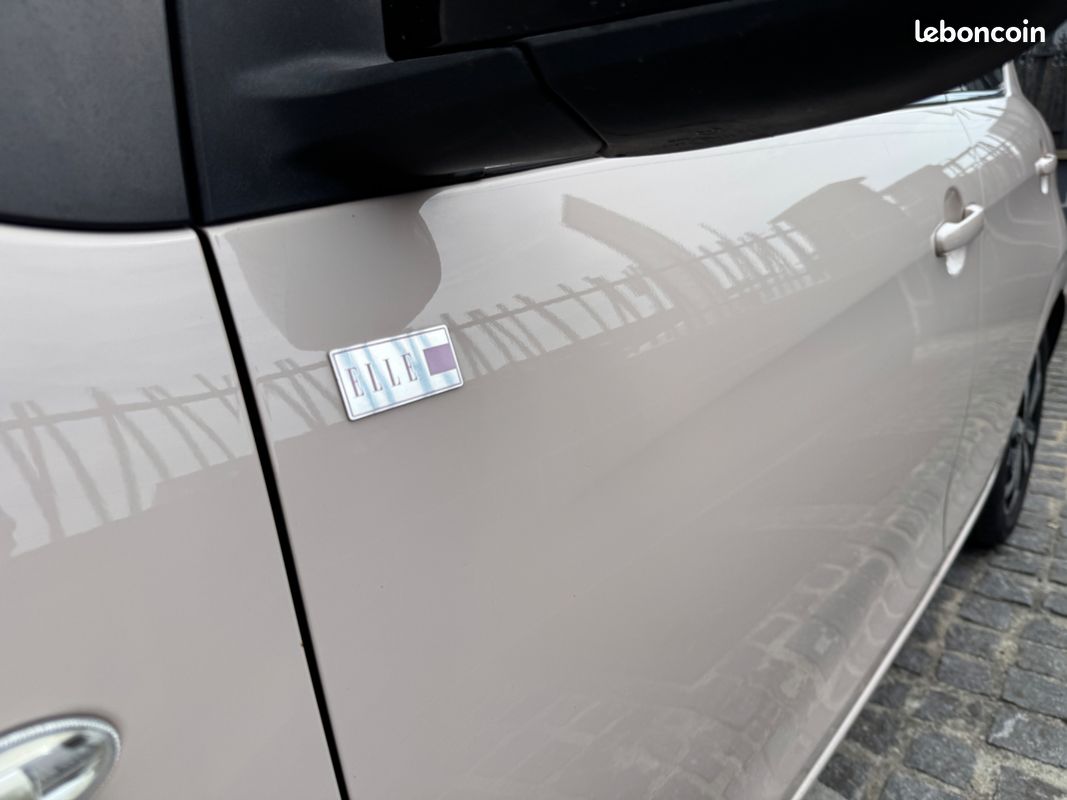 CITROEN C1 1.0 VTI 72ch ELLE | Carplay * Caméra de recul * Moteur Toyota (image 33)