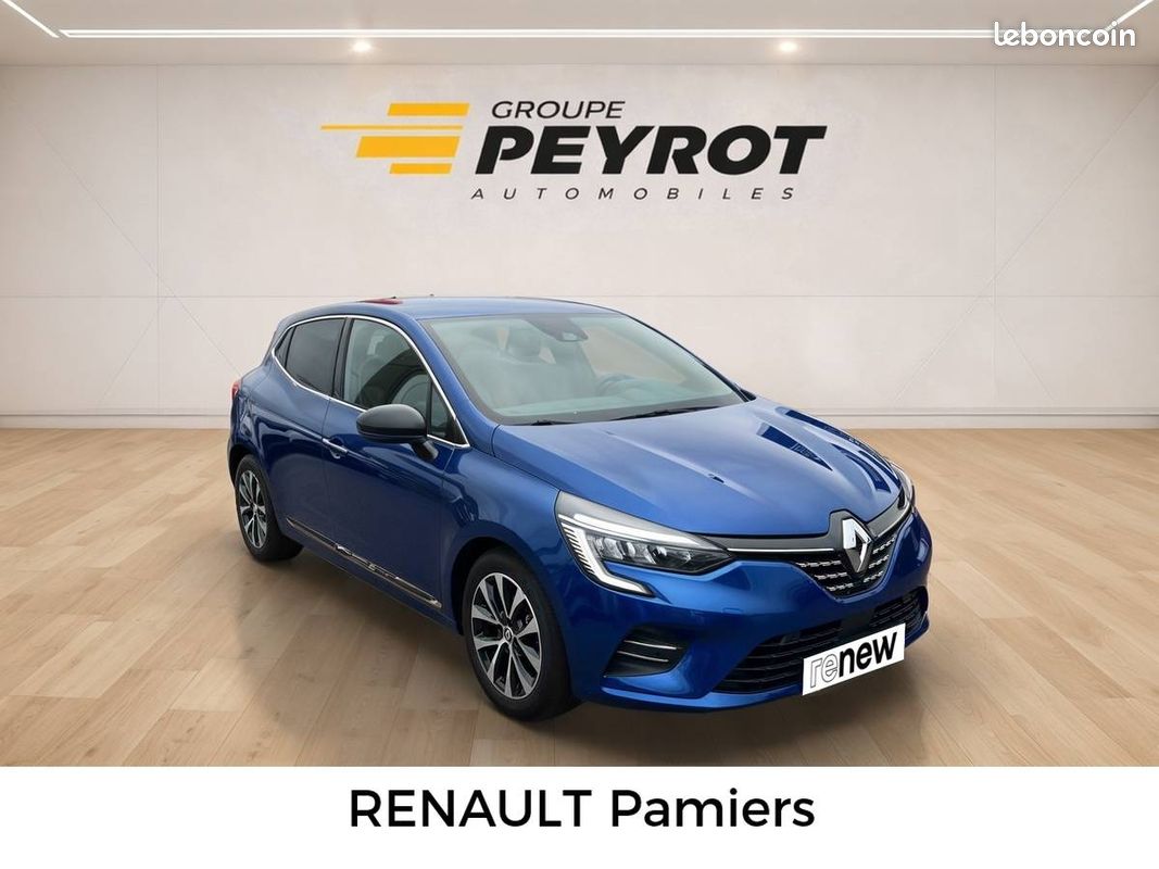 RENAULT Clio TCe 90 Techno (image 9)