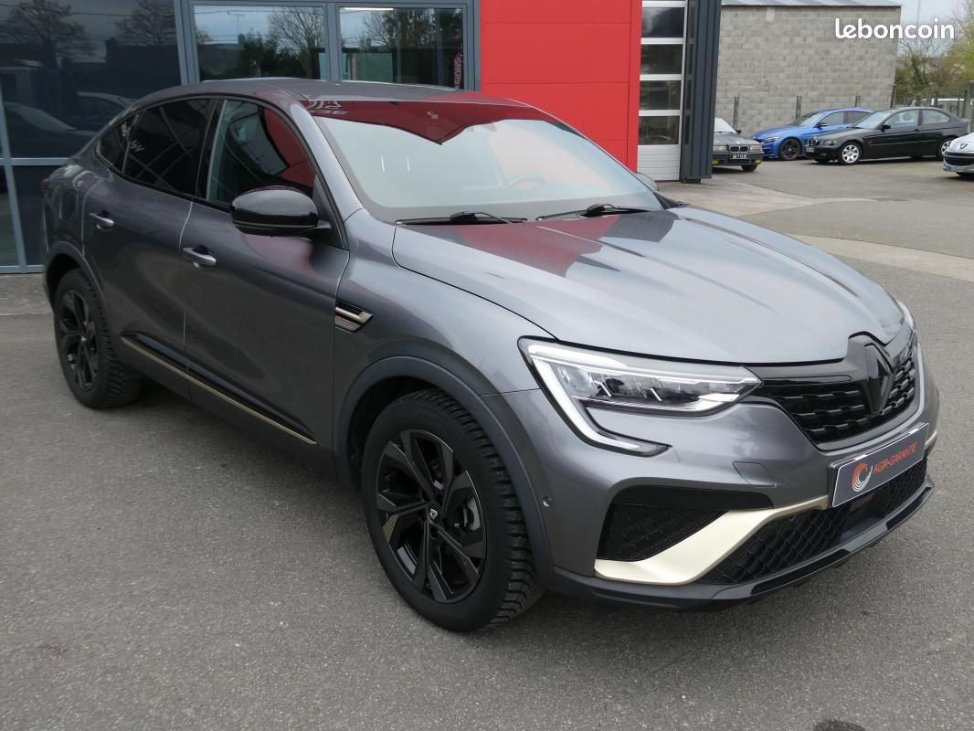 Renault Arkana ENGINEERED 1.6 E-TECH HYBRID 145 cv BVA6 (image 2)