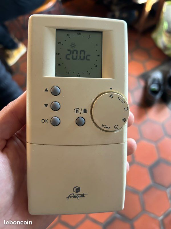 THERMOSTAT SATELLITE RÉGULATION D'Ambiance Radio FRISQUET Réf: F3AA40528 EUR 129,00 - FR - Foto 3