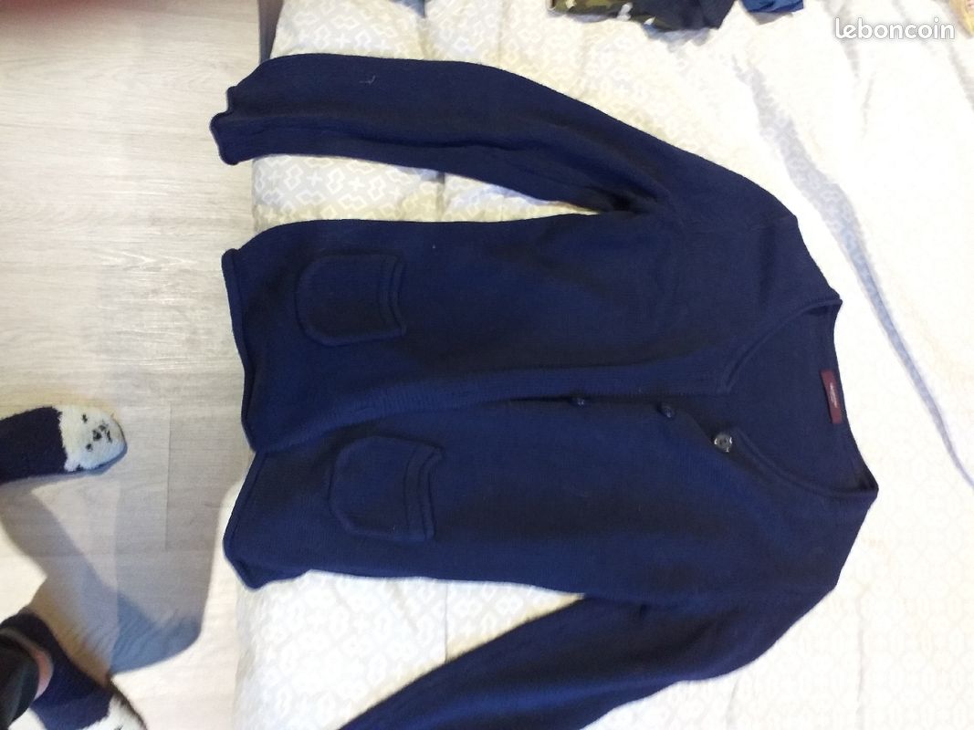 Vêtements et peluches pas chers (image 8)