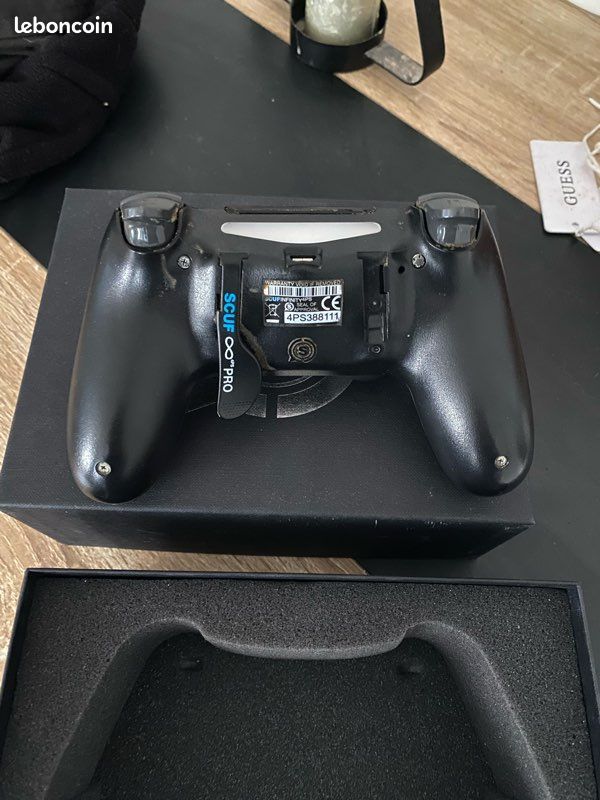 Manette SCUF Infinity4PS PRO noire (image 3)