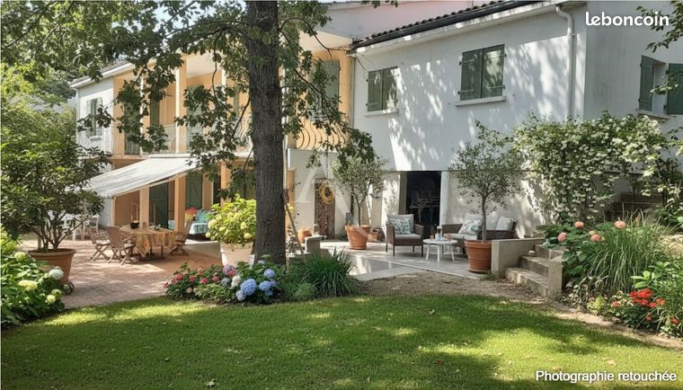 Maison 11 pièces 235 m²