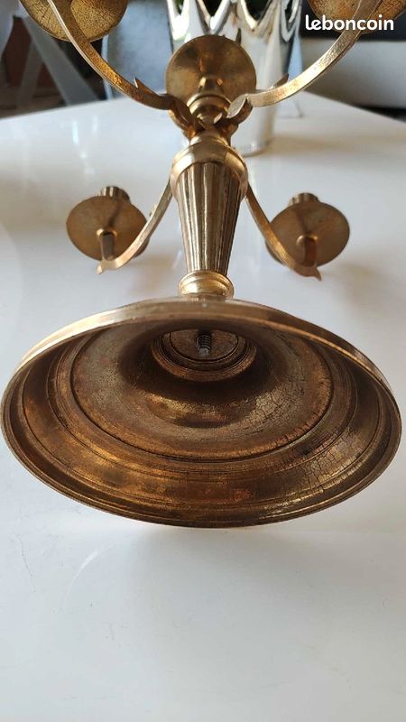 Magnifique grand chandelier à 5 flammes,style Baroque/Antique, en laiton massif. Volutes, cannelures (image 10)