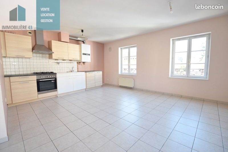 Appartement 3 pièces 66 m² · à Aiguilhe · 66 m² · 500 €