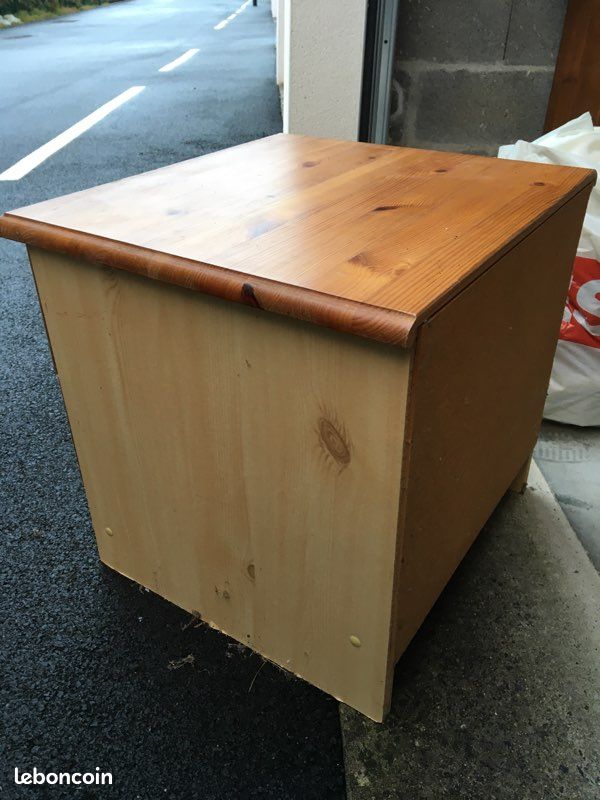 Table de chevet en pin (image 4)