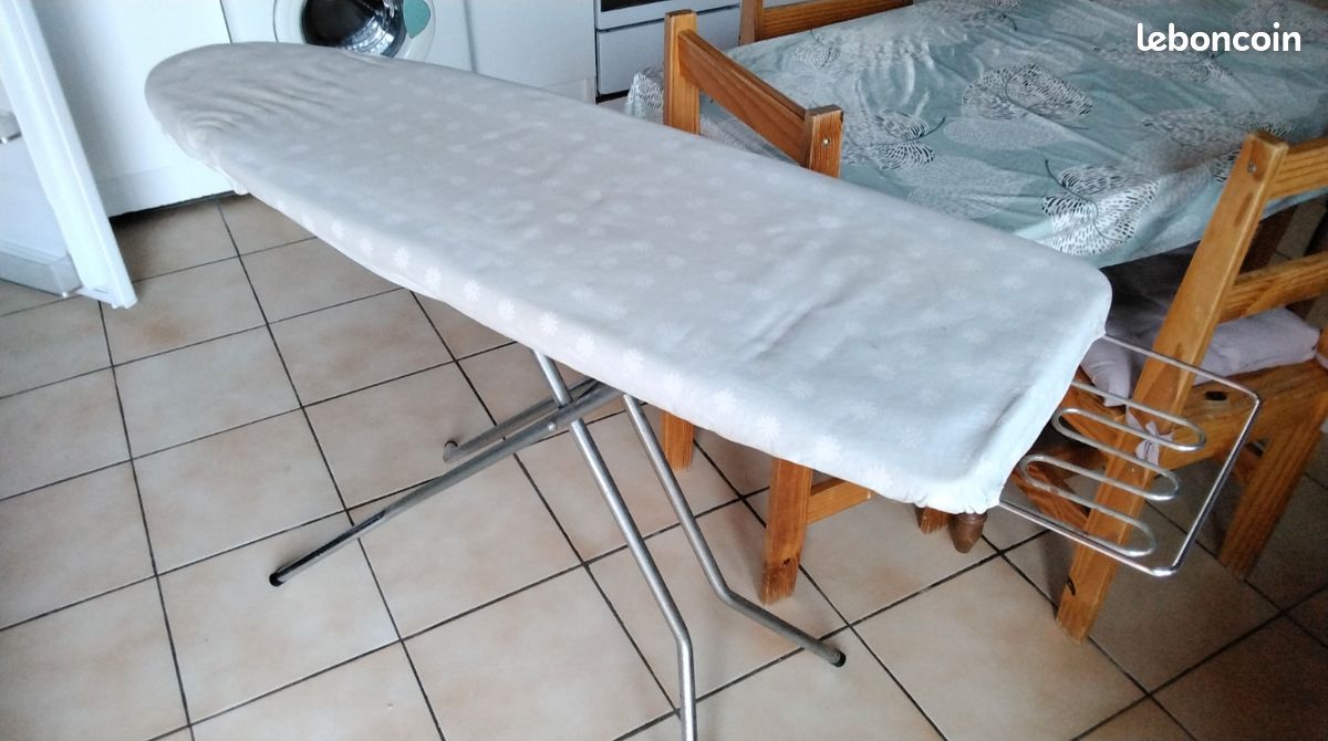 Table a repasser pliable (image 3)