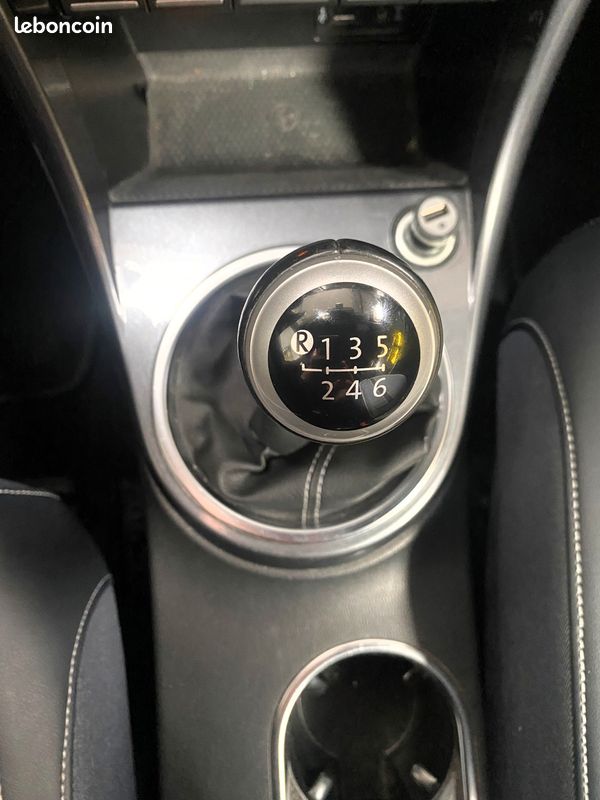Volkswagen Beetle 1.2 TSI 105 CH DENIM (image 19)