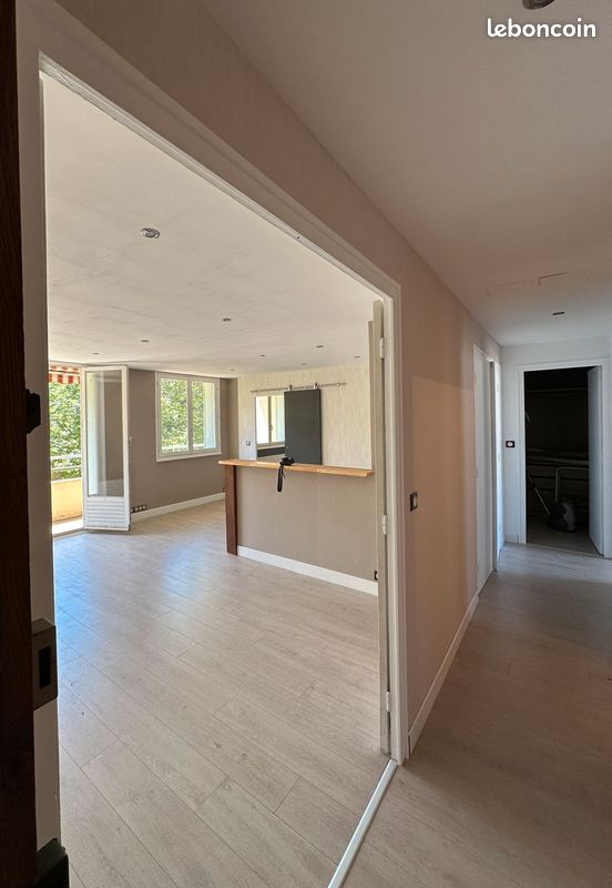 Appartement 3 pièces 70 m² · à Caluire-Et-Cuire · 70 m² · 270 000 €
