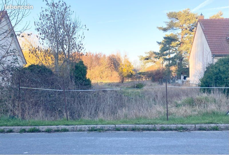 Terrain constructible LOEUILLY · à Ô-de-Selle · 110 000 €