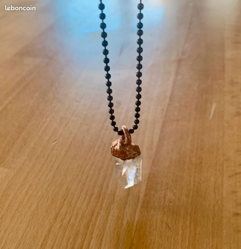Pendentif En Cristal De Roche Brut – Collier Naturel Et énergétique