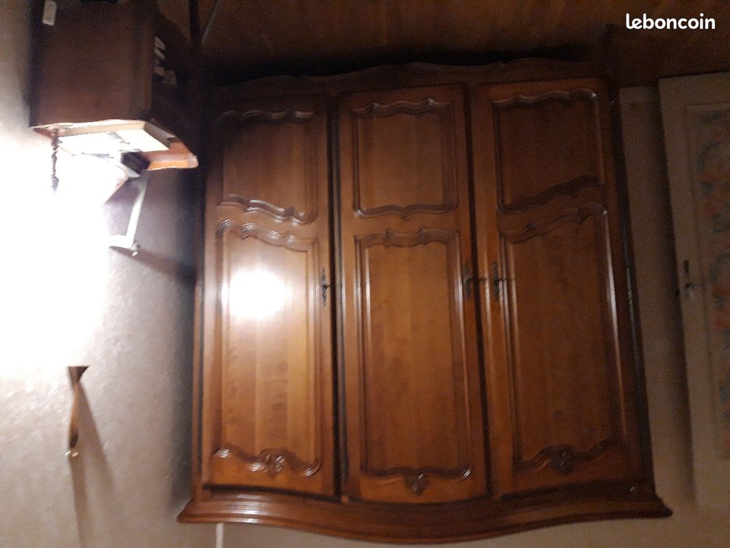 Mobilier de chambre à coucher (image 1)